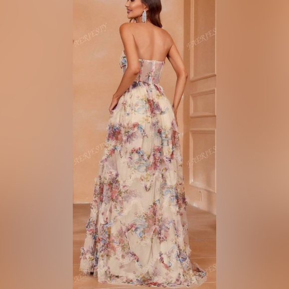 Floral Ruffle Maxi Dress - Picture 2 of 4